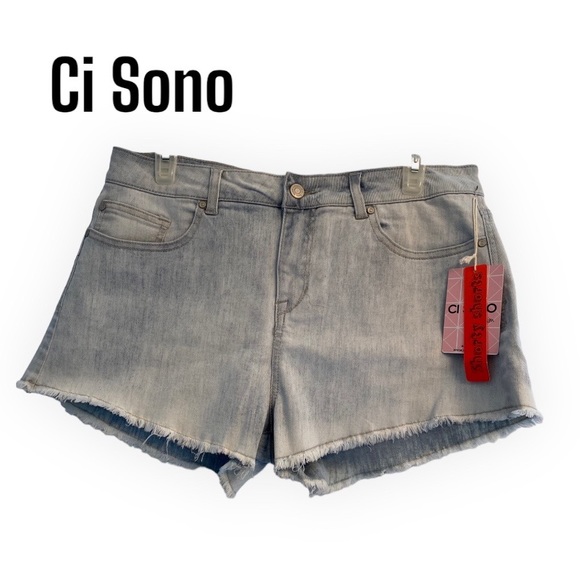 Ci Sono Light Blue Denim Shorty Shorts 13 waist 31 NWT - Picture 1 of 10
